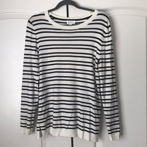Market and spruce medium striped sweater